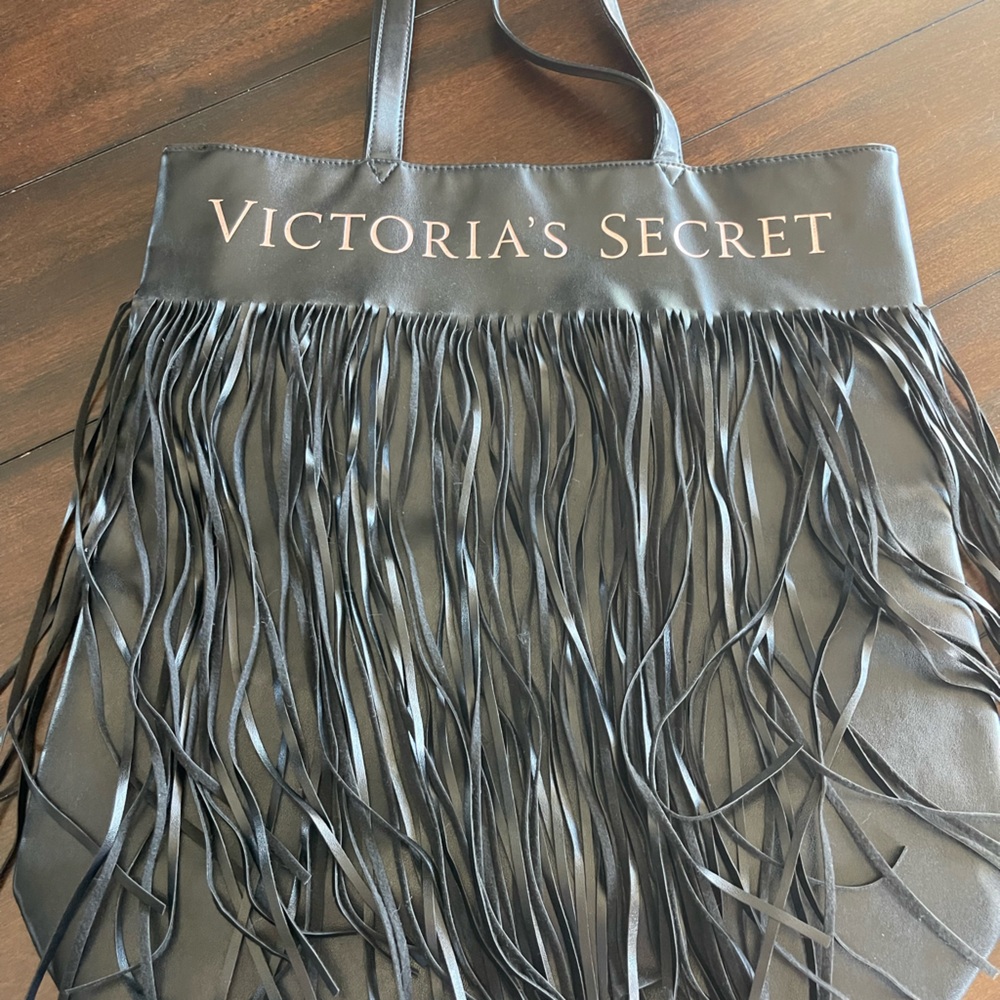 VS tote